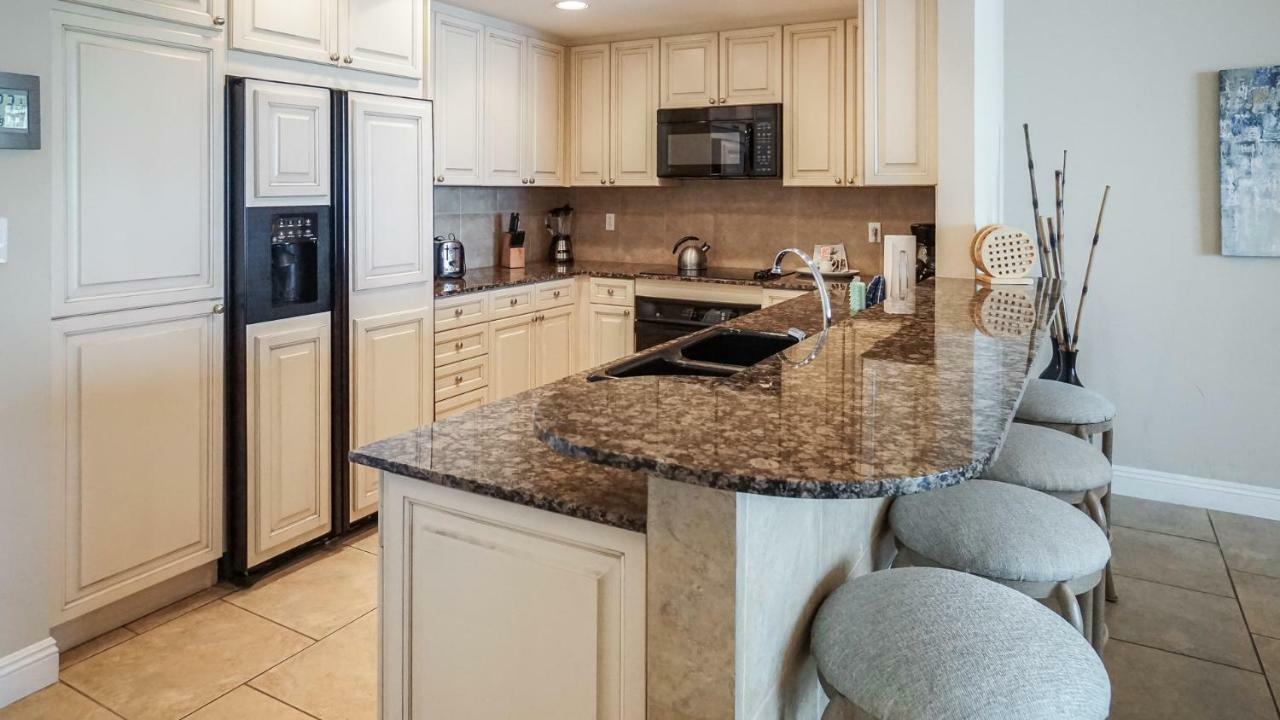 Two-Bedroom Apartment Gulf Front,909613837:JPEG